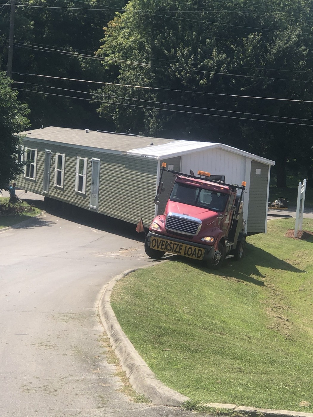 Delivering a home into a mobile home park
